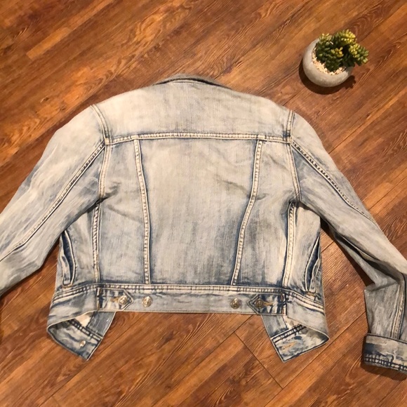 🖤 3/$30 - TALULA Jean Jacket 🖤 - Picture 6 of 6